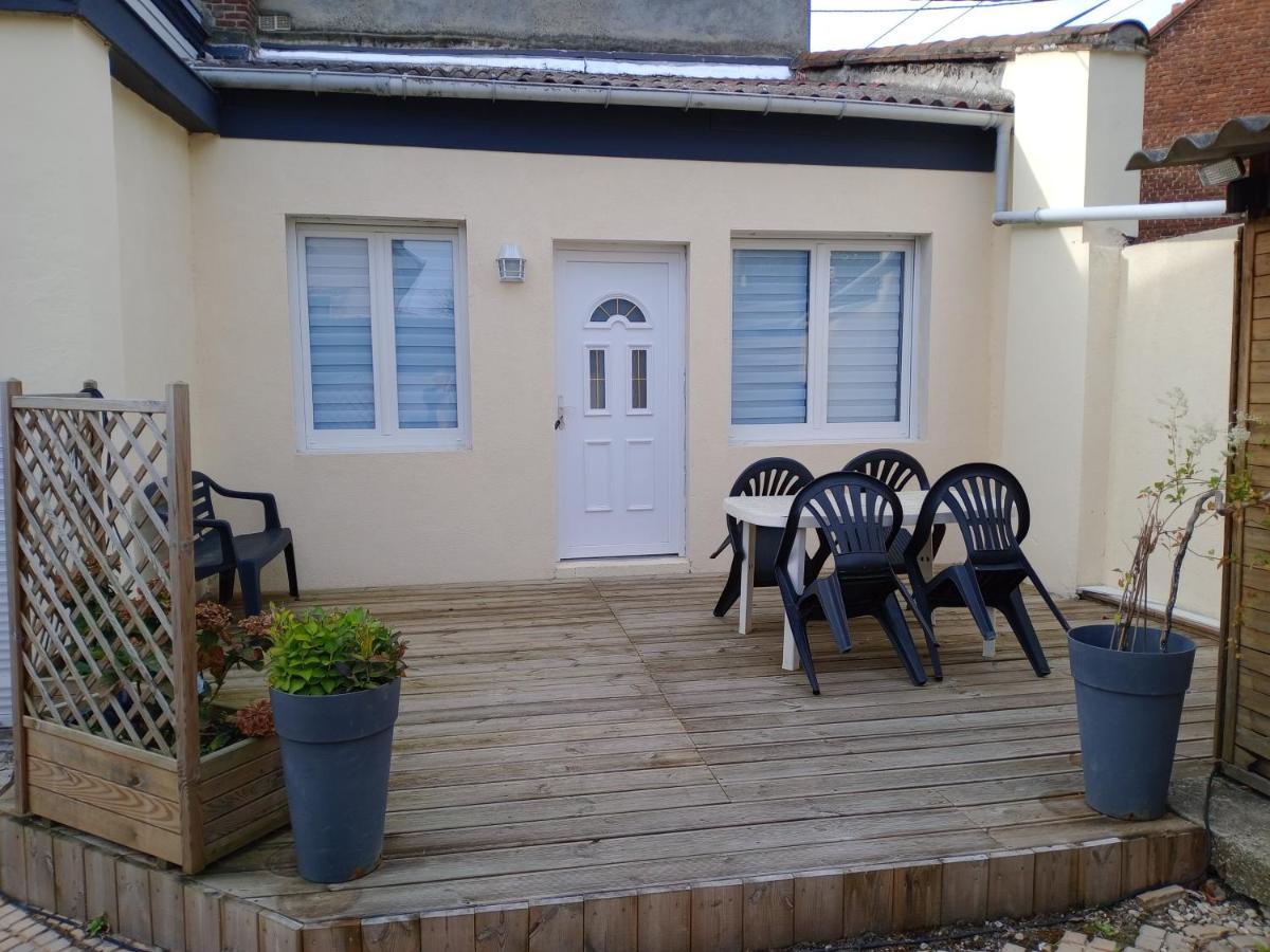 Chambre Studio Calais Luaran gambar